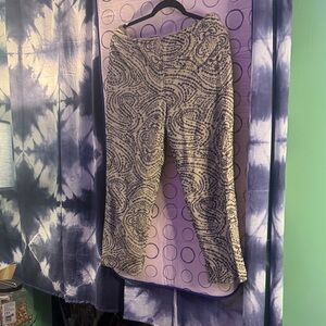 Talbots Beige and Navy Patterned Garment